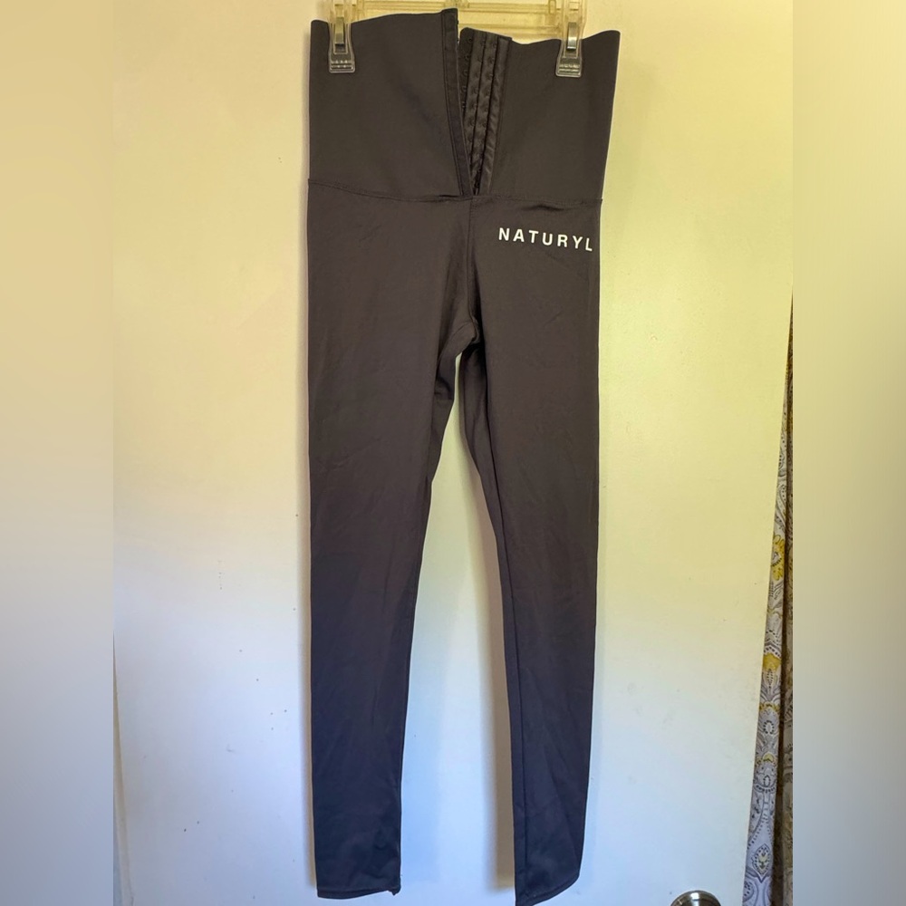 Naturyl by Niykee leggings Core Support
